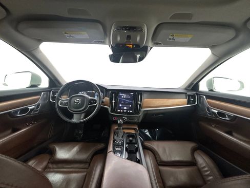 Used 2018 Volvo S90 T6 Inscription image 17