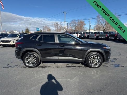 Certified 2025 Chevrolet Trax LT image 8