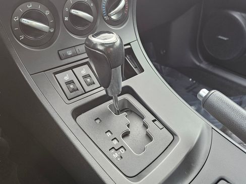 Used 2012 MAZDA MAZDA3 i Grand Touring image 9