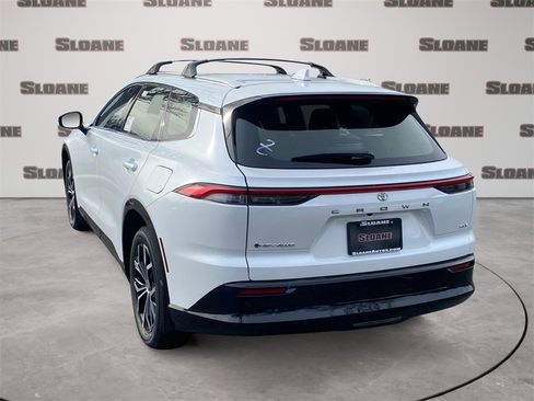 New 2025 Toyota Crown Signia image 3