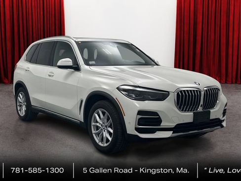 Used 2023 BMW X5 xDrive40i w/ Climate Comfort Package image 3