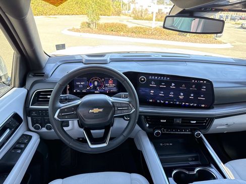 Used 2025 Chevrolet Tahoe Premier image 14