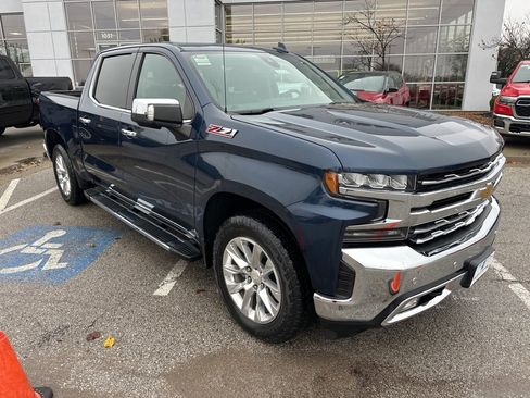 Used 2019 Chevrolet Silverado 1500 LTZ image 6