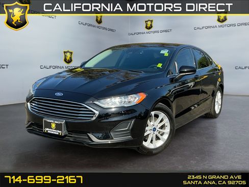 Used 2020 Ford Fusion SE FWD image 1