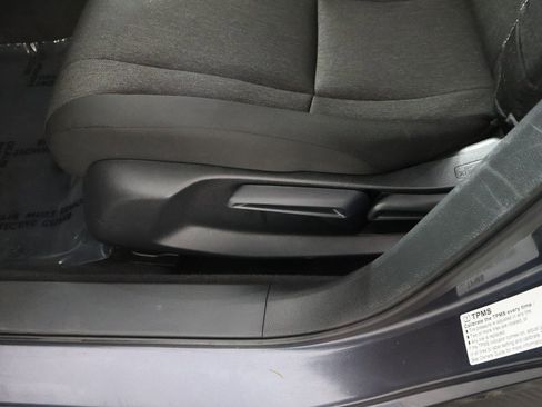 Certified 2025 Honda Accord LX image 27