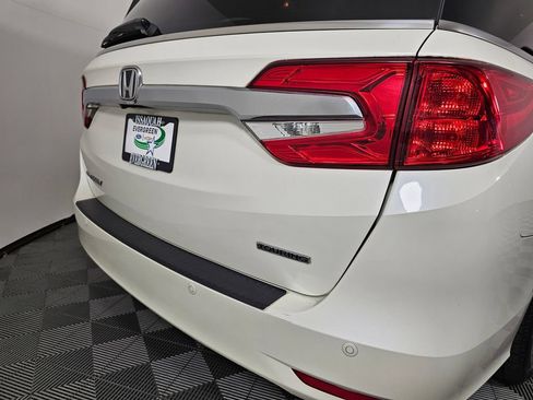 Used 2019 Honda Odyssey Touring image 16