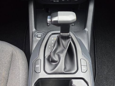 Used 2025 Kia K4 EX image 40