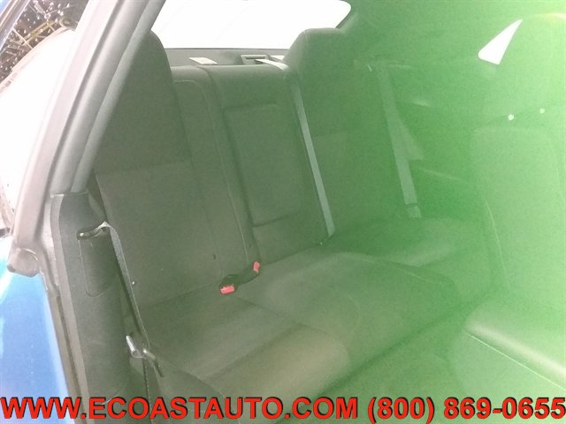 Used 2015 Dodge Challenger R/T RWD image 15