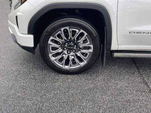 Used 2023 GMC Sierra 1500 Denali Ultimate image 12