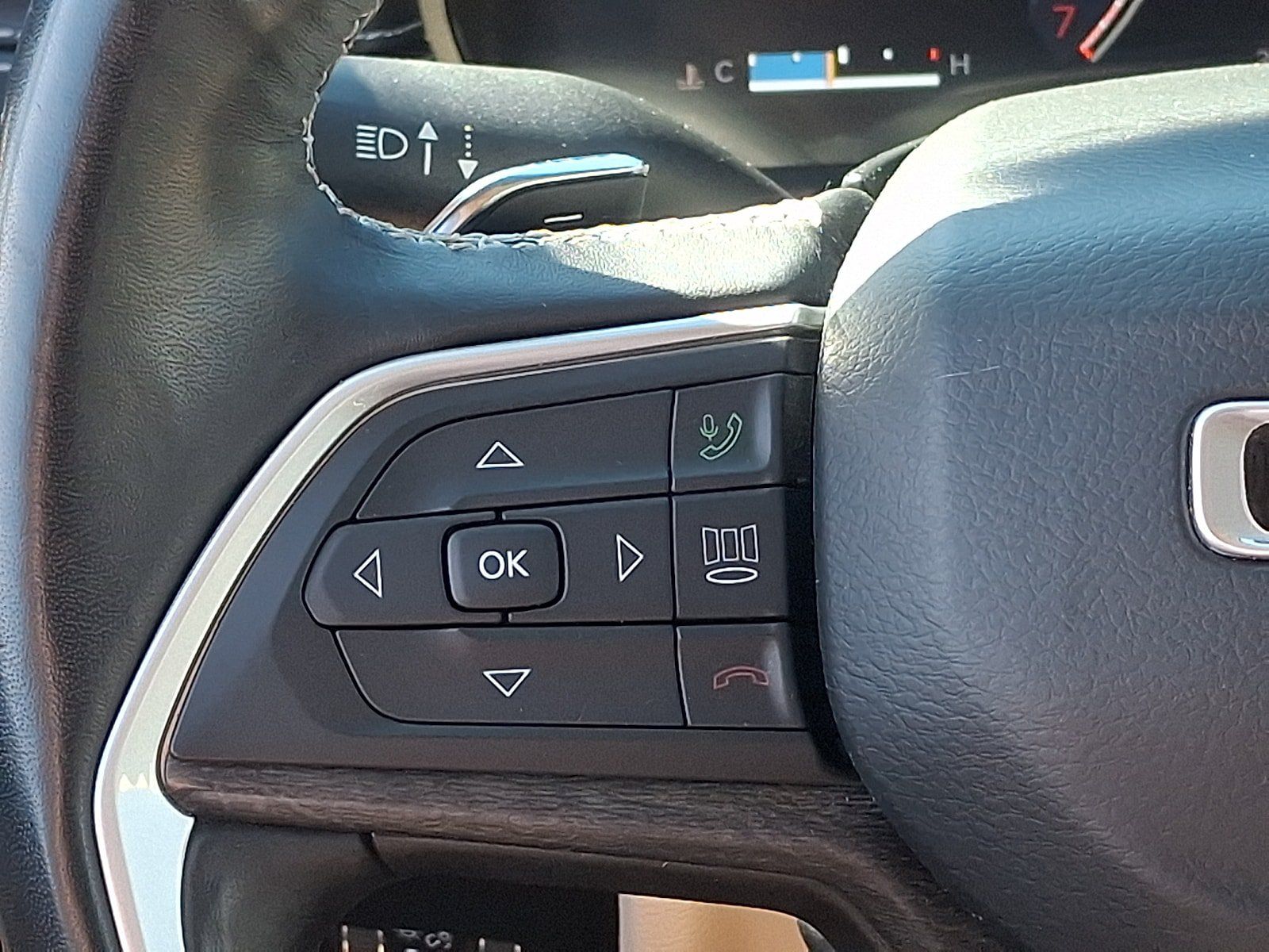 Used 2021 Jeep Grand Cherokee L Limited w/ Luxury Tech Group II AWD/4WD image 24