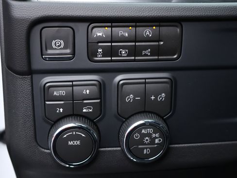 New 2026 Chevrolet Tahoe LT w/ Comfort Package AWD/4WD image 14