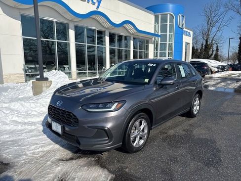 Certified 2024 Honda HR-V LX image 4