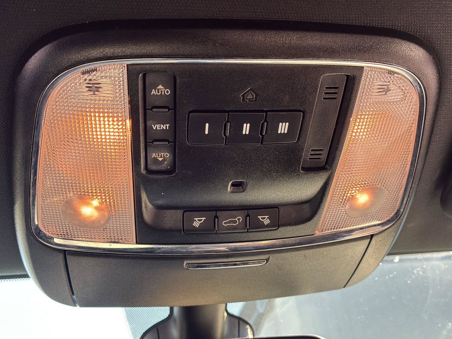 Used 2019 Dodge Durango R/T w/ Trailer Tow Group IV AWD/4WD image 21
