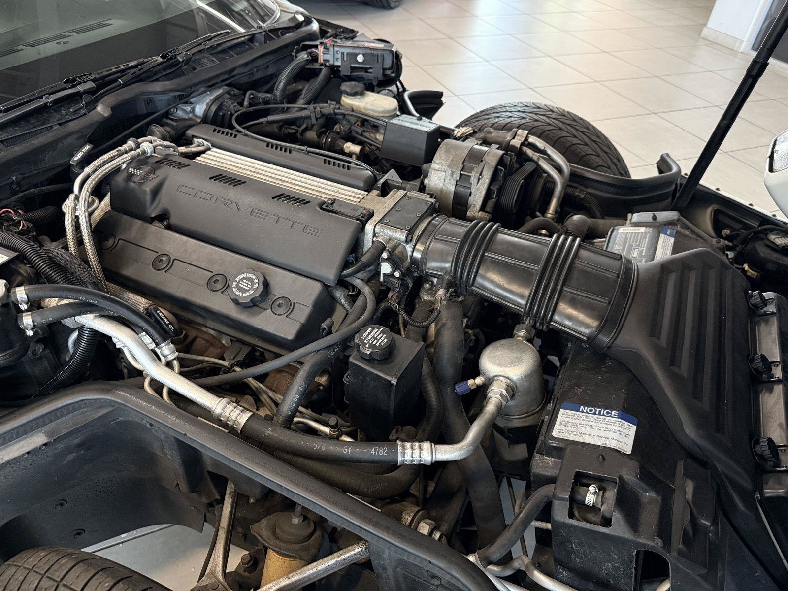 Used 1993 Chevrolet Corvette Convertible RWD image 45