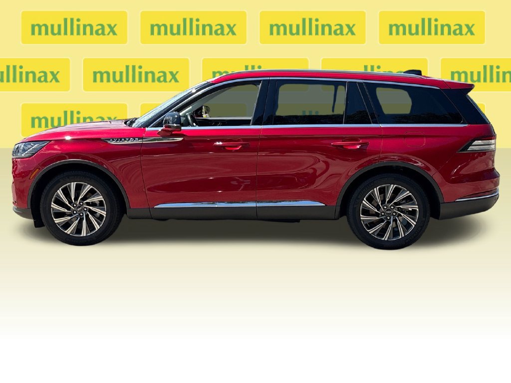 Used 2025 Lincoln Aviator 2WD w/ Equipment Group 101A image 12