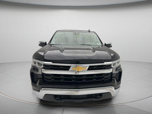 Used 2025 Chevrolet Silverado 1500 LT AWD/4WD image 2