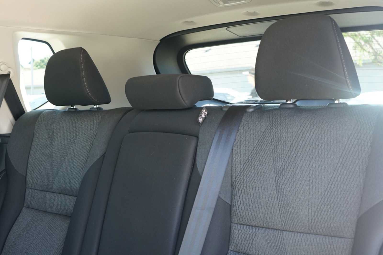 Used 2025 Nissan Rogue SV FWD image 20