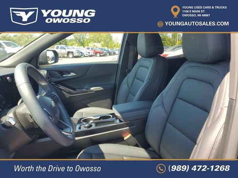 Used 2026 Chevrolet Equinox LT w/ Convenience Package II AWD/4WD image 8