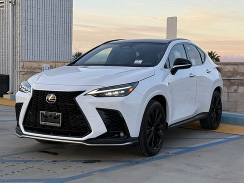 New 2026 Lexus NX 450h+ F Sport image 7