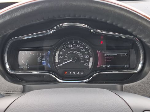 Used 2019 Lincoln MKT AWD image 35