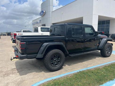 Used 2022 Jeep Gladiator Mojave w/ LED Lighting Group image 4