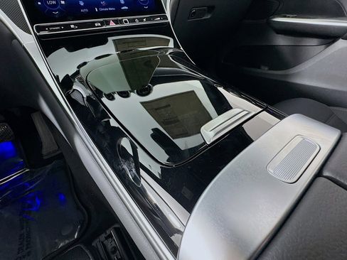 New 2026 Mercedes-Benz GLC 300 image 5