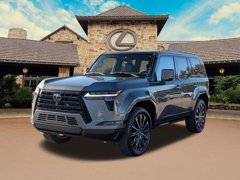 Certified 2025 Lexus GX 550 w/ Cold Area Package image 4