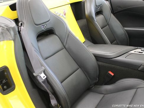 Used 2016 Chevrolet Corvette Stingray Convertible w/ 2LT Preferred Equipment Group RWD image 31