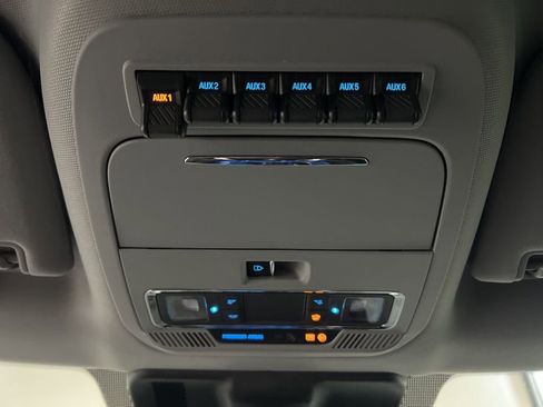 Used 2023 Ford F350 Lariat w/ Lariat Ultimate Package image 28