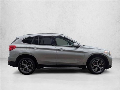 Used 2017 BMW X1 xDrive28i image 4