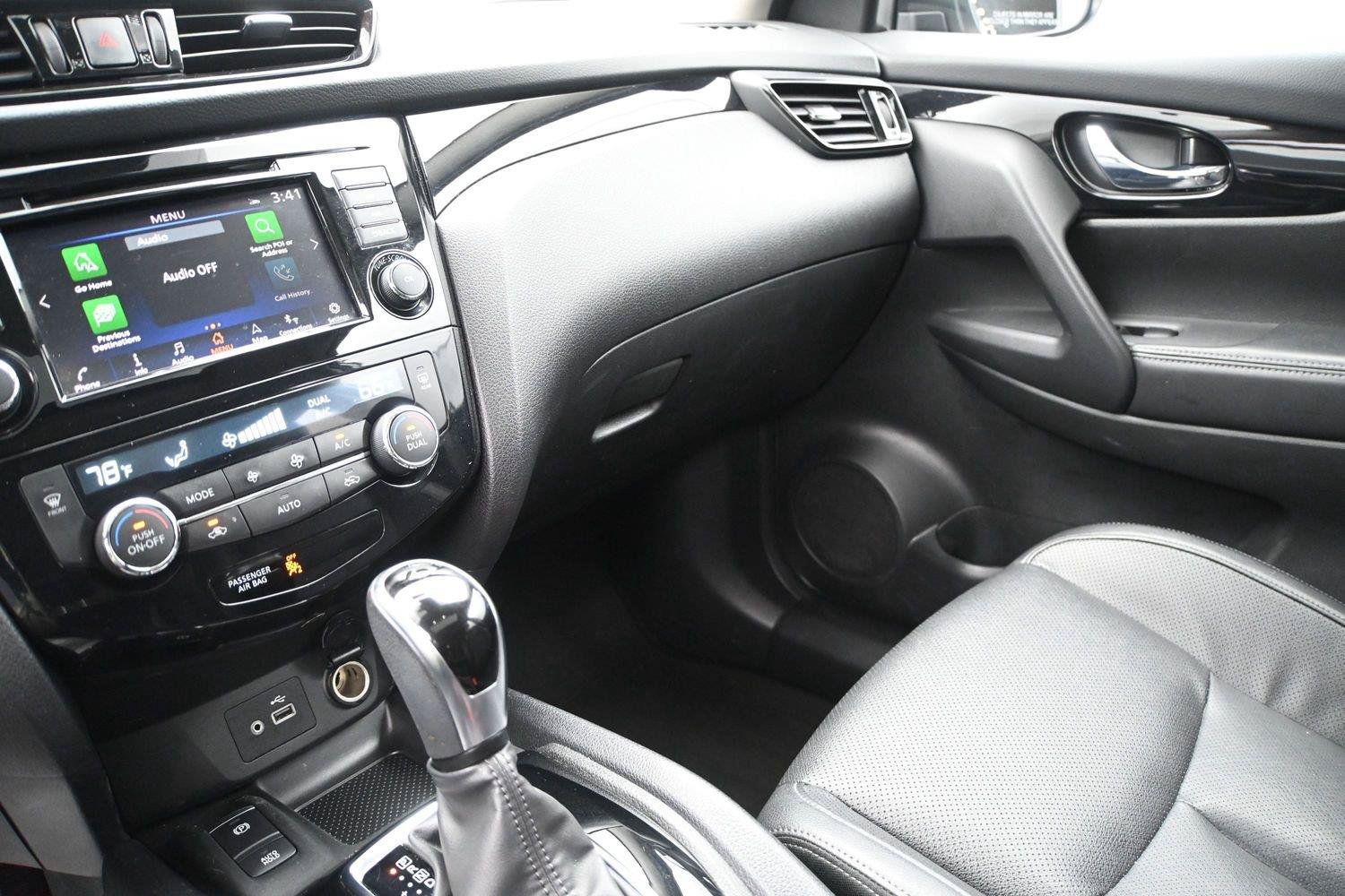 Certified 2021 Nissan Rogue Sport SL w/ Premium Package AWD/4WD image 4