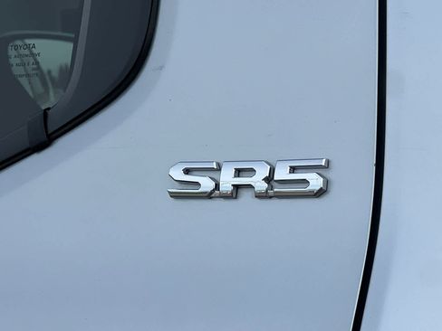 Used 2025 Toyota Tacoma SR5 image 28