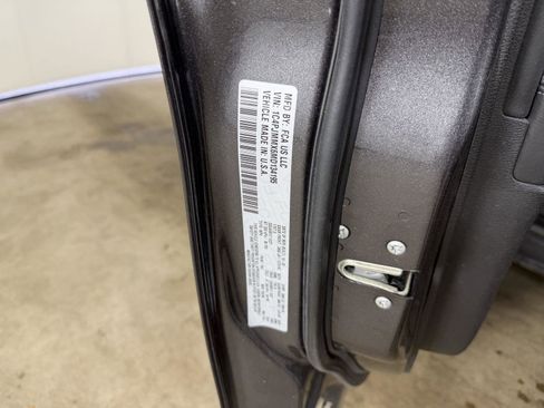 Used 2021 Jeep Cherokee Latitude Lux AWD/4WD image 25