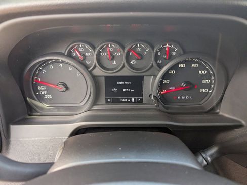 Used 2025 Chevrolet Silverado 1500 Custom image 34