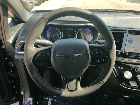 New 2026 Chrysler Pacifica Select w/ S Appearance Package image 27