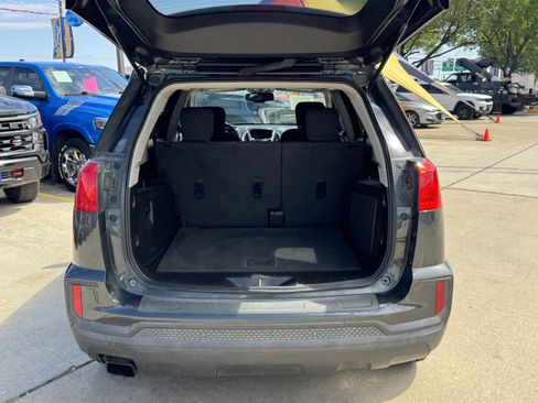 Used 2017 GMC Terrain SLE image 10
