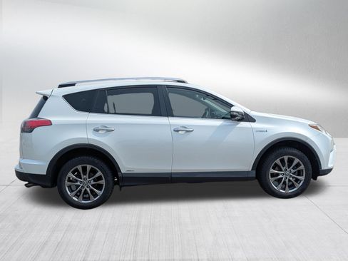 Used 2017 Toyota RAV4 Limited w/ Advanced Technology Package AWD/4WD image 8