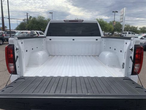 Used 2023 GMC Sierra 1500 Elevation image 8