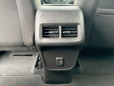 Certified 2024 Chevrolet Equinox LT image 20