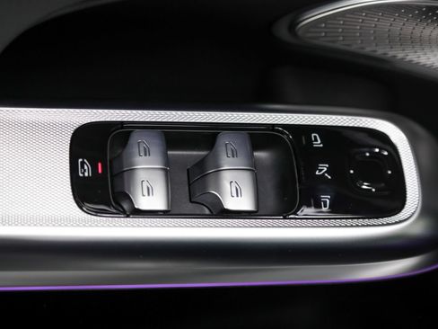 Used 2026 Mercedes-Benz E 53 AMG e 4MATIC Sedan image 52