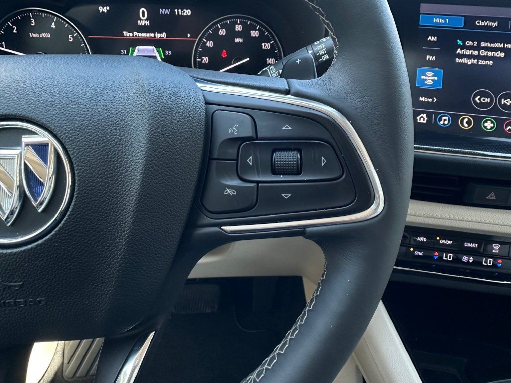 Used 2021 Buick Envision Essence FWD image 18