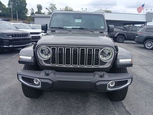 New 2025 Jeep Wrangler Sahara AWD/4WD image 8