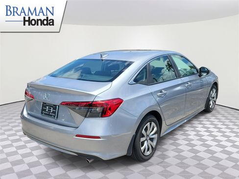 Certified 2023 Honda Civic LX image 3