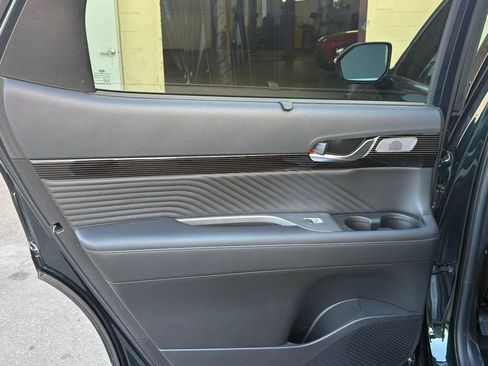 Used 2025 Hyundai Palisade Calligraphy AWD/4WD image 12