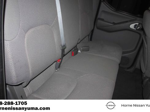 Used 2020 Nissan Frontier SV RWD image 7