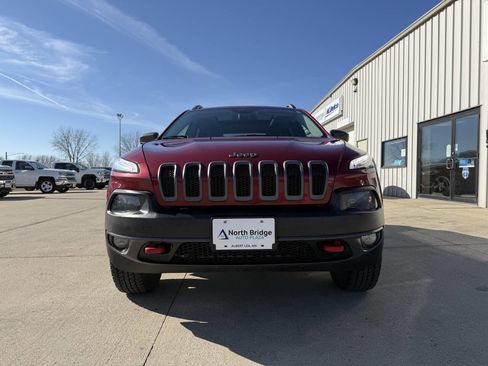 Used 2014 Jeep Cherokee Trailhawk w/ Comfort/Convenience Group image 27