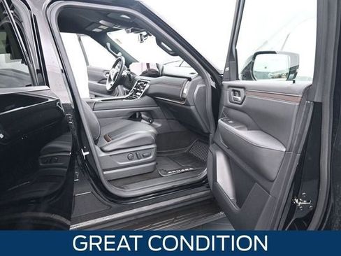 Used 2025 Nissan Armada SL w/ Captain's Chari Seat Package AWD/4WD image 14