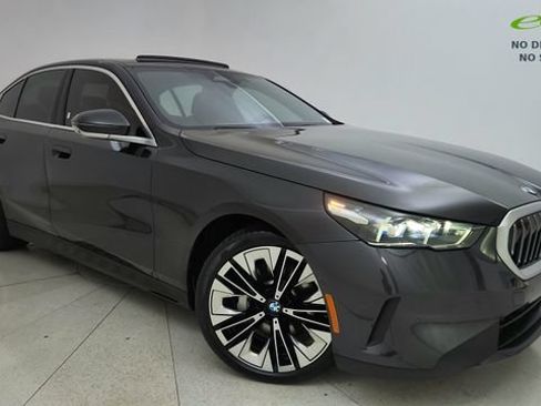 Used 2025 BMW 530i RWD image 91