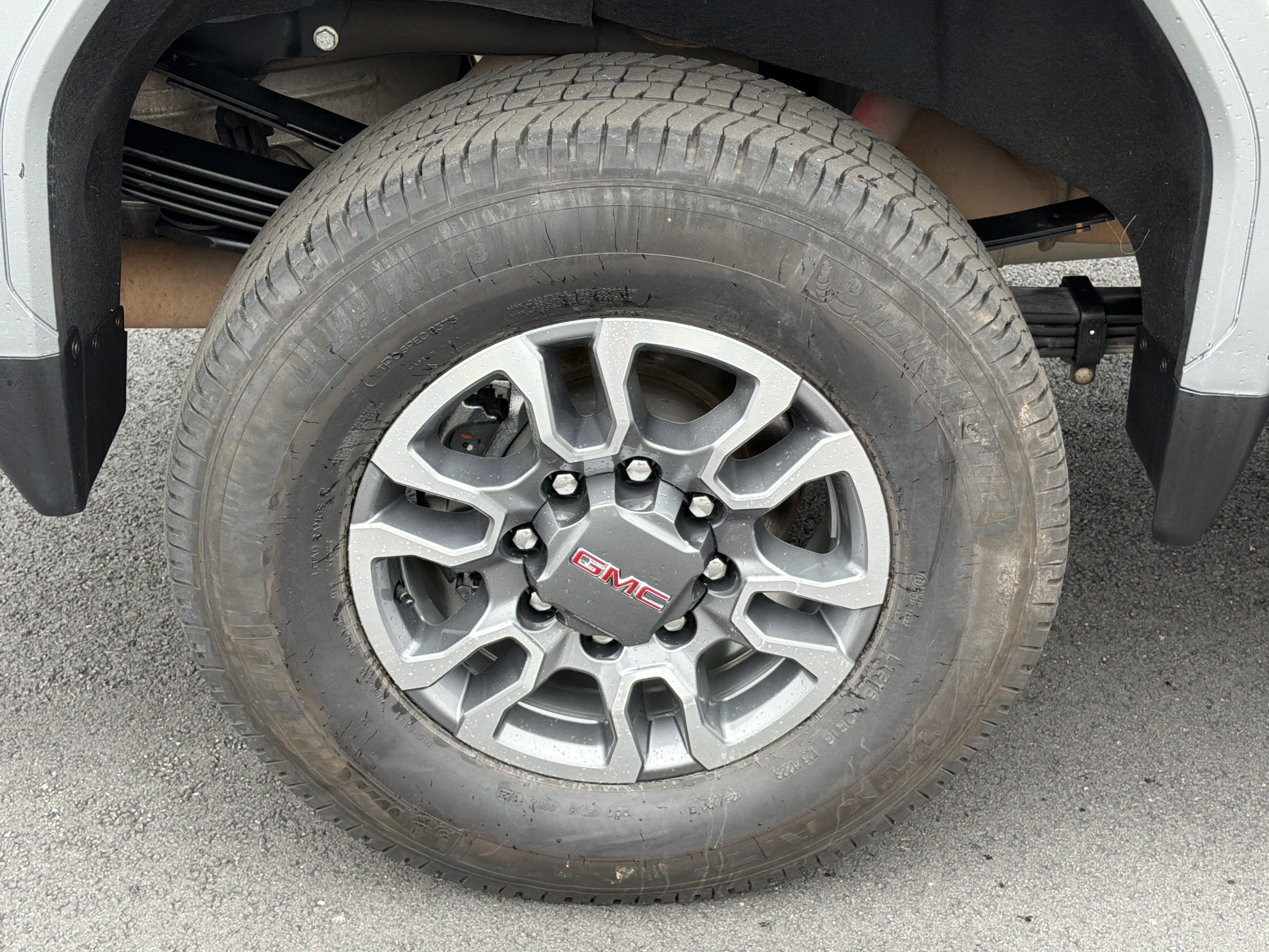 Used 2024 GMC Sierra 2500 SLT w/ SLT Premium Package AWD/4WD image 17