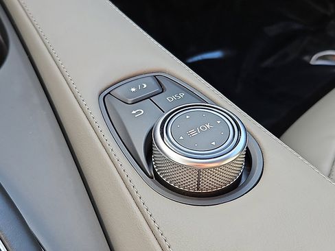 Used 2023 INFINITI QX50 Luxe image 26